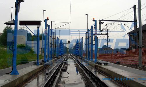 德高潔全自動(dòng)有軌電車(chē)清洗系統(tǒng)